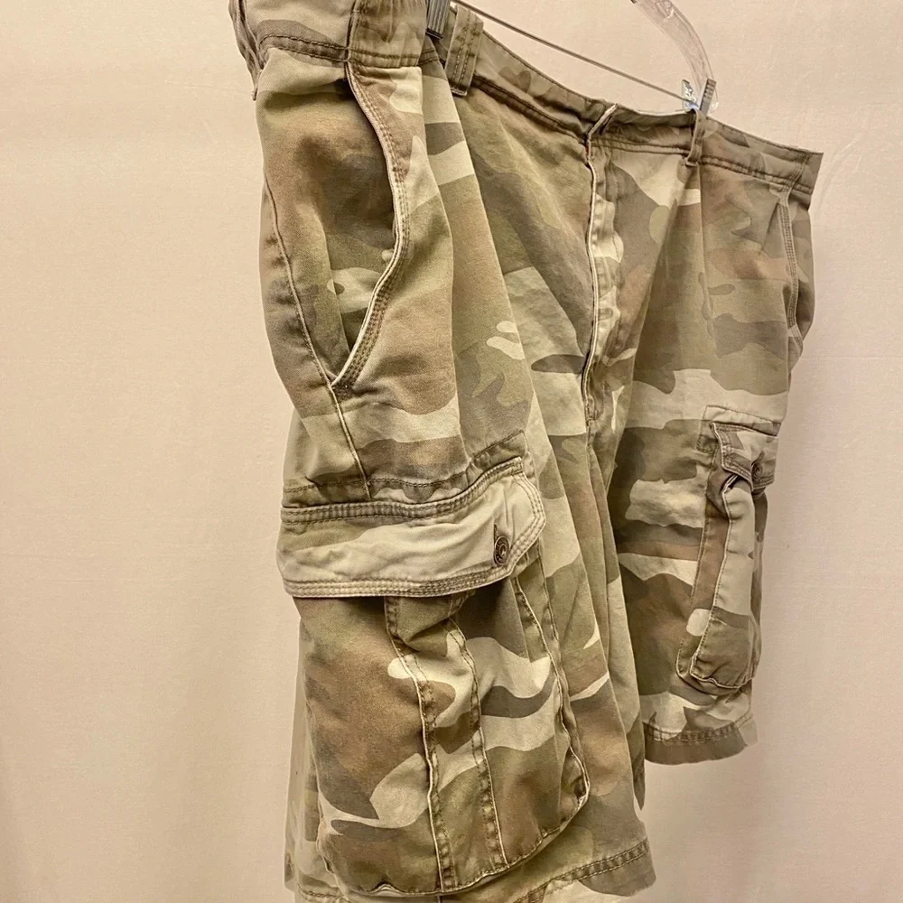 TRUE NATION 54 Camo Green Cargo Shorts, Men’s Big & Tall, Camouflage Army Green
